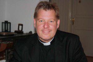 AA Bedrup med prästkrage